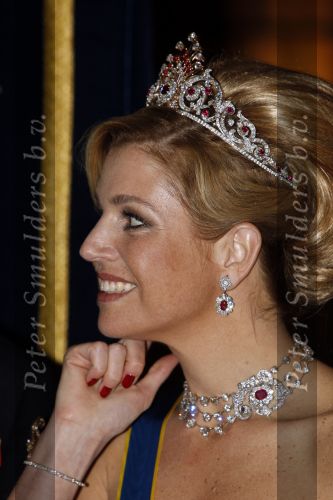Den Haag 22 april 2009
Diner met de koninklijke familie van zweden en nederland. Aanwezig waren Prinses Maxima Koningin Beatrix Prins Willem Alexander Prinses Margriet Koning Carl Gustav en Koningin Silvia.
Peter Smulders bv