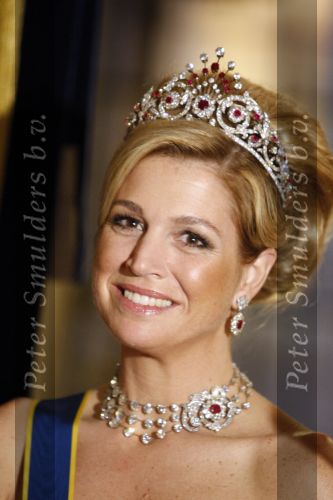 Den Haag 22 april 2009
Diner met de koninklijke familie van zweden en nederland. Aanwezig waren Prinses Maxima Koningin Beatrix Prins Willem Alexander Prinses Margriet Koning Carl Gustav en Koningin Silvia.
Peter Smulders bv