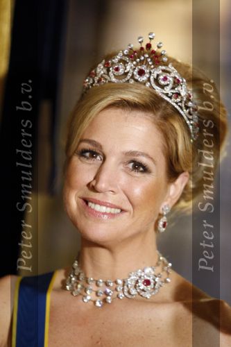 Den Haag 22 april 2009
Diner met de koninklijke familie van zweden en nederland. Aanwezig waren Prinses Maxima Koningin Beatrix Prins Willem Alexander Prinses Margriet Koning Carl Gustav en Koningin Silvia.
Peter Smulders bv