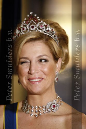 Den Haag 22 april 2009
Diner met de koninklijke familie van zweden en nederland. Aanwezig waren Prinses Maxima Koningin Beatrix Prins Willem Alexander Prinses Margriet Koning Carl Gustav en Koningin Silvia.
Peter Smulders bv