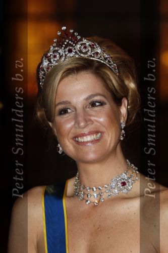 Den Haag 22 april 2009
Diner met de koninklijke familie van zweden en nederland. Aanwezig waren Prinses Maxima Koningin Beatrix Prins Willem Alexander Prinses Margriet Koning Carl Gustav en Koningin Silvia.
Peter Smulders bv