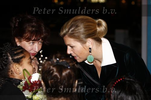 Rotterdam 24 januari 2008
Prinses Maxima doopt boot in rotterdam . Burgemeester Ivo Opstelten ontvangt haar.