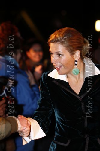 Rotterdam 24 januari 2008
Prinses Maxima doopt boot in rotterdam . Burgemeester Ivo Opstelten ontvangt haar.
