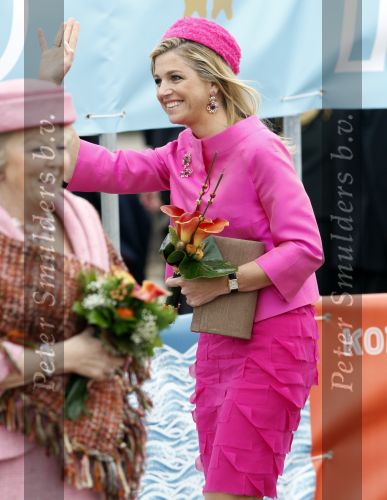 Makkum en Franeker30 april 2008
Koninginnedag 2008 met Koningin Beatrix Prins Willem Alexander Friso Constantijn Maurits Floris Pieter Christiaan Pieter v Vollenhoven en de prinsessen Maxima Laurentien Mabel Aimee Anita Margriet en Marilene.
Peter Smulders bv