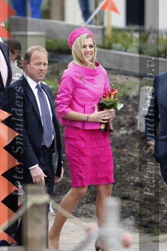 Makkum en Franeker30 april 2008
Koninginnedag 2008 met Koningin Beatrix Prins Willem Alexander Friso Constantijn Maurits Floris Pieter Christiaan Pieter v Vollenhoven en de prinsessen Maxima Laurentien Mabel Aimee Anita Margriet en Marilene.
Peter Smulders bv