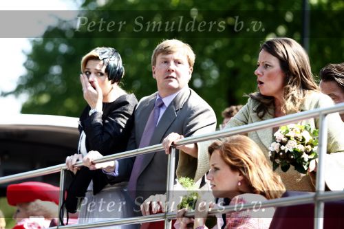 Apeldoorn 30 april 2009
Prinses Maxima en Prins Willem Alexander schrikken van het ongeluk / aanslag
die tijdens koninginnedag plaats vindt.
Peter Smulders bv