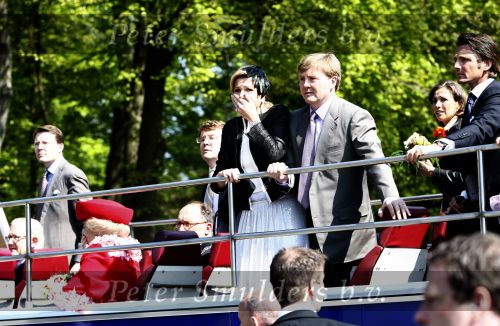 Apeldoorn 30 april 2009
Prinses Maxima en Prins Willem Alexander schrikken van het ongeluk / aanslag
die tijdens koninginnedag plaats vindt.
Peter Smulders bv