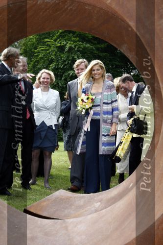 Wassenaar 31 mei 2008
Prinses Maxima en Prins Willem Alexander openen de beeldentuin bij het stadhuis van Wassenaar.
