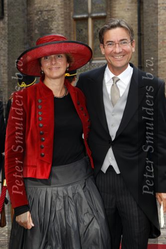 Den Haag 19 september 2007
Prinsjesdag op het binnenhof met de ministers en staatssecretaressen met hoedjes Maxim Verhagen met vrouw