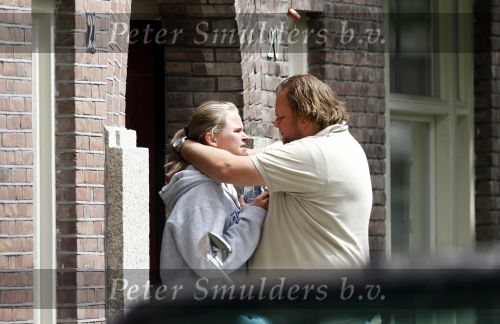 Amsterdam 20 juni 2008
Menno Kohler en zijn vriendin Florentien zijn aan het verhuizen. 
Hun relatie is na 3 jaar voorbij.