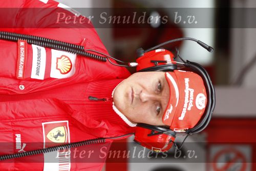 Barcelona 11 maart 2009
Michael Schumacher bij test van Ferrari formule 1 team.
Peter Smulders bv