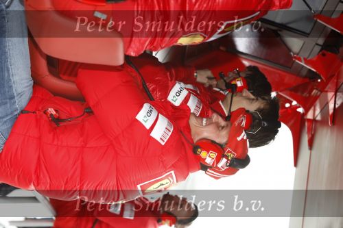 Barcelona 11 maart 2009
Michael Schumacher bij test van Ferrari formule 1 team.
Peter Smulders bv