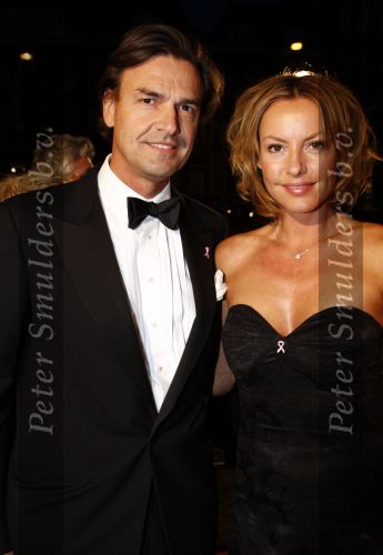 Amsterdam 29 september 2008
Pink Ribbon gala in het concert gebouw. Micky Hoogendijk met een kennis
Peter Smulders bv