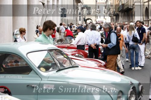Brescia 15 mei 2008
Start van de Mille Miglia in Brescia. State of art rijdt met 2 porsches mee.
All Classic Cars
