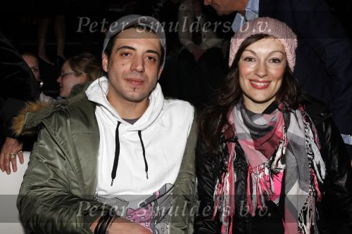 Amsterdam 31 januari 2009
Miryanna v Reeden met haar argentijnse vriend Gustavo bij modeshow van Addy v d Krommenacker.
Peter Smulders bv