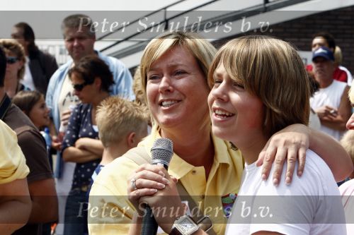 Amsterdam 7 juni 2008
Frank Rijkaard en Monique Rijkaard ( Monique Olgers )bij nationale dag van ADHD op sportcomplex de toekomst van Ajax samen met Andre Hazes Jr.
Monique is bestuurslid Stichting Gelijkspel