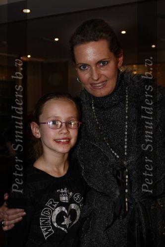 Loosdrecht 29 januari 2009
Presentatie dvd Ria Valk in Golden tulip hotel. Monique de Keulenaar met dochter
Peter Smulders bv