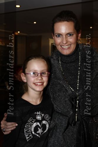 Loosdrecht 29 januari 2009
Presentatie dvd Ria Valk in Golden tulip hotel. Monique de Keulenaar met dochter
Peter Smulders bv