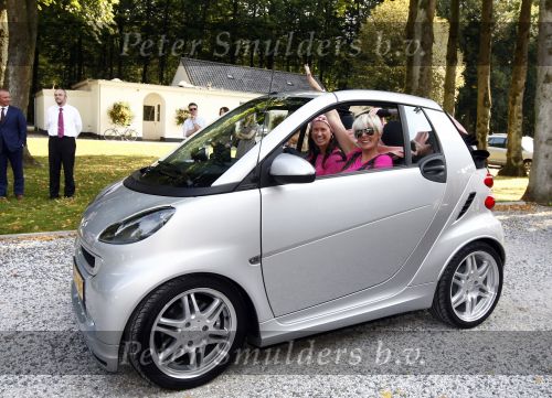 Berg en Dal 10 september 2008
Beau monde rally met cabrio\'s. 
Monique des Bouvrie met .. Hendriks