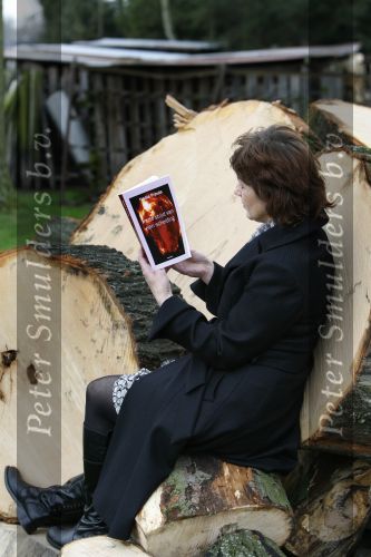 Posterholt, 24 Januari 2008
Irene die schrijft onder pseudoniem: Nadia Pravda
Betreft verhaal Kyra: Stalking
