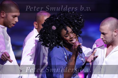 Hilversum 12 december 2008
Opnames idols in studio 21.  Nathalie Idolsmet tatoo s
