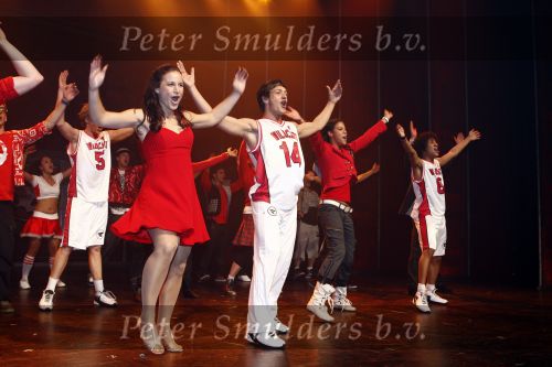 Tilburg 25 januari 2009
Premiere High school musical in de schouwburg van Tilburg met in de hoofdrollen Tommie Christiaan Nathalie v Gent Sarah Chronis Paul Boereboom Maickel Leijenhorst en Natalie la Rose.
Peter Smulders bv