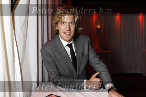 Uitgeest 19 januari 2009
Feest Henk Geels n Bobs saloon. Nick Nielsen
Peter Smulders bv