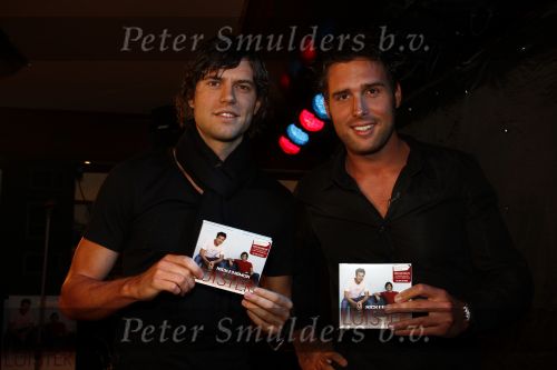Volendam 12 februari 2009
Presentatie cd Nick en Simon .
Peter Smulders bv