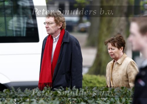 Laren 19 april 2008
Nico Steenbergen met zijn vrouw aan het winekelen.
Peter Smulders bv
