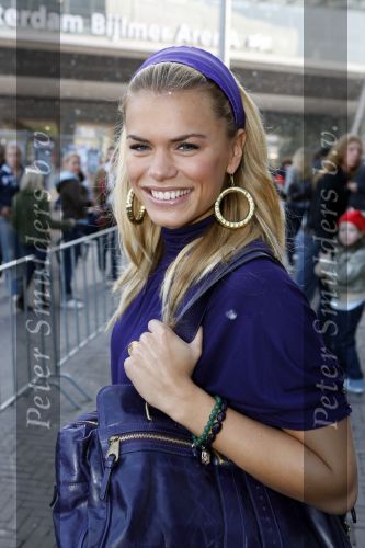 Amsterdam 6 oktober 2007
Premiere Kabouter Plop film in pathe arena. Nicolette v Dam