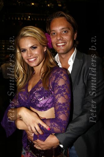 Aalsmeer 15 mei 2009
Dancing with the stars in de studio\'s in Aalsmeer. Nicolette v Dam met vriend Bas Smit
Peter Smulders bv