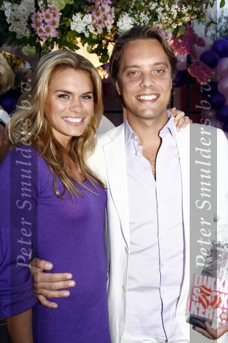 Amsterdam 27 april 2009
Feestje van Gerard Joling voor zijn 49e verjaardag bij cafe het Kalfje. Nicolette v Dam met vriend Bas Smit
Peter Smulders bv