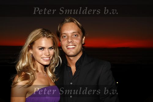 Noordwijk 29 augustus 2008
Nicolette v Dam en vriend Bas Smit bij miljonair summer fair war ze gekozen werd tot most invited person.