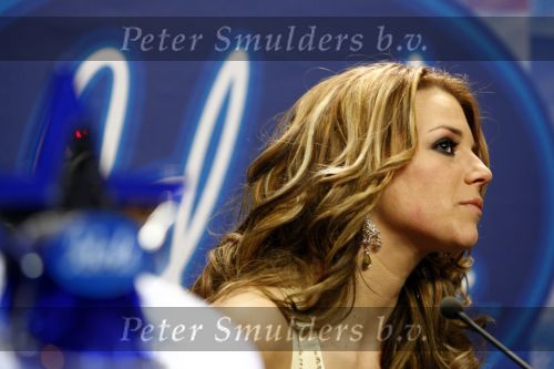 Hilversum 1 maart 2008
Finale van idols in studio 22 . Martijn Krabbe en Wendy v Dijk presenteren het programma. Uiteindelijk wint Nikki van Nathalie.
Peter Smulders bv