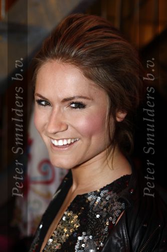 Amsterdam 2 maart 2009
Modeshow Jos Raak bij Loods 6 in Amsterdam. Nikkie Plessen met zus
Peter Smulders bv