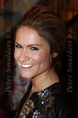 Amsterdam 2 maart 2009
Modeshow Jos Raak bij Loods 6 in Amsterdam. Nikkie Plessen met zus
Peter Smulders bv
