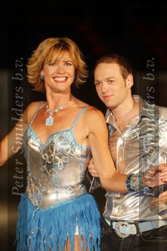 Amsterdam 23 oktober 2007
Nance Coolen en Gerard Joling bij presentatie sterren dansen op het ijs van sbs6  op de jaap eden baan. Olga Commandeur