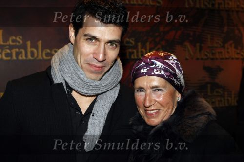 Amsterdam 21 januari 2009
Premiere Les Miserables in Carre. Oren Schrijver met zijn moeder
Peter Smulders bv