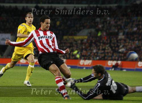 Eindhoven, 20 Oktober 2007
Kompetitiewedstrijd PSV-VVV, eindstand 3-1
Seizoen 2007/2008
Otman Bakkal scoort 1-0