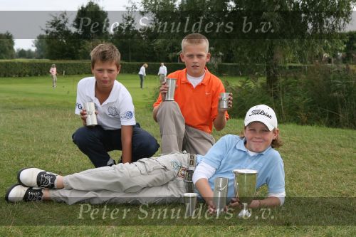 Almkerk 22 September 2007
Finalse GM Mini Tour Plus 2007 op golfbaan Almkreek
Jeffrey Molhoek (2e)  Gijs v Herwaarden (3e)
Liggend Matty de Gram (1e) overall winner