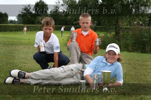 Almkerk 22 September 2007
Finalse GM Mini Tour Plus 2007 op golfbaan Almkreek
Jeffrey Molhoek (2e)  Gijs v Herwaarden (3e)
Liggend Matty de Gram (1e) overall winner