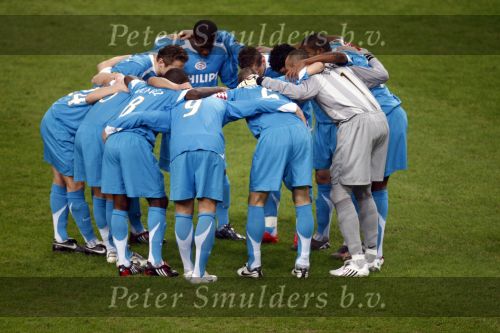 Amsterdam, 30 Januari 2008 Kompetitiewedstrijd AJAX-PSV, eindstand 0-2
Seizoen 2007/2008
Het nieuwe groepsgevoel van PSV dat werd ingeroepen door de adinterim-trainer Sef Vergoosen