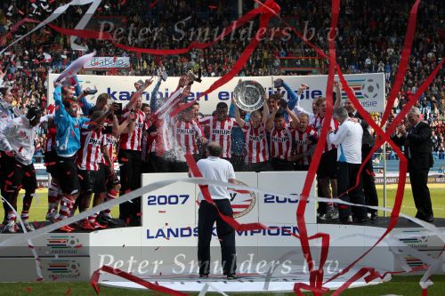 Arnhem, 20 April 2008 Kompetitiewedstrijd Vitesse-PSV, eindstand 0-1 Seizoen 2007/2008
PSV Landskampioen en wordt er dus feest gevierd