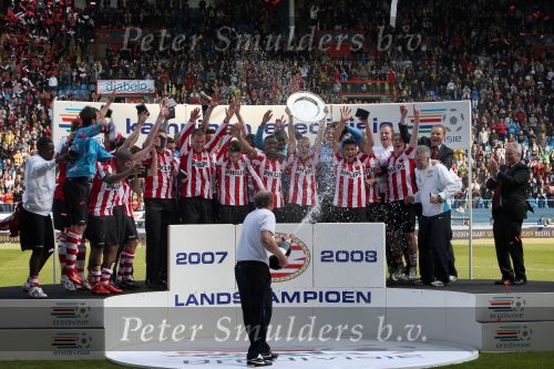 Arnhem, 20 April 2008 Kompetitiewedstrijd Vitesse-PSV, eindstand 0-1 Seizoen 2007/2008
PSV Landskampioen en wordt er dus feest gevierd