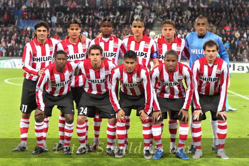 Eindhoven, 23 Oktober 2007
Champions League wedstrijd PSV-Fenerbahce, eindstand 0-0
Seizoen 2007/2008Kenneth Perez, Otman Bakkal, Eric Addo, Timmy Simons, Jan Kromkamp en gomes.
Gehurkt v.l.n.r.: Edison Mendez, Dirk Marcellis,Carlos Salcido, Jefferson Farfan en Dank Lazovic