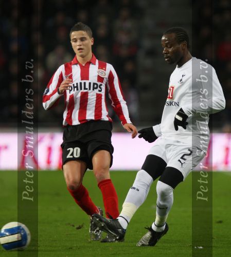 Eindhoven, 12 Maart 2008
UEFA 1/8 finale PSV-Tottenham Hotspur FC, eindstand 0-1
PSV wint na verlenging en straschoppen met 6-5 en gaat door naar de 1/4 Finale
Pascal Chimbonda in duel met Ibrahim Afellay