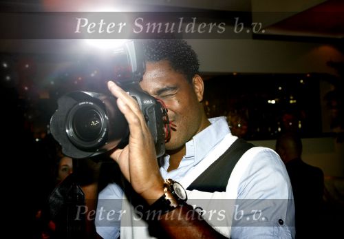 Vinkeveen 18 januari 2009
Roxeanne Hazes viert haar 16 e verjaardag in Roekz in Vinkeveen. Patrick Kluivert met canon fotocamera
Peter Smulders bv