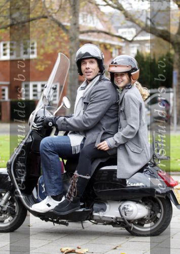 Amsterdam 31 oktober 2007
Patrick Singels met zijn dochter op vespa scooter.