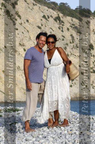 Ibiza 5 juli 2008
Patty Brard met haar verloofde Antoine op het strand vanTropicana op ibiza.