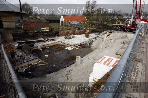 Ouderkerk aan de Amstel 17 maart 2009
Bouw van het nieuwe huis van Patty Brard. Er komt ook een zwembad bij.
Peter Smulders bv
